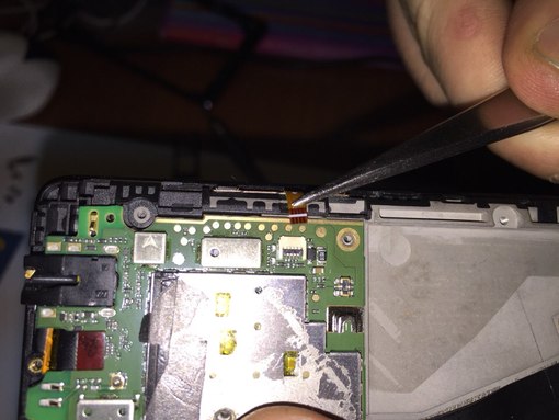 podklyuchayem-bokovyye-knopki-lenvov-k910