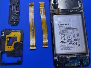 Ремонт смартфона Oneplus 11R с гарантией до одного года